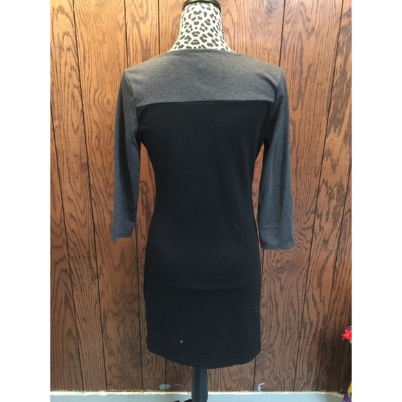 Small Old Navy Casual Dress - Picture 5 of 5